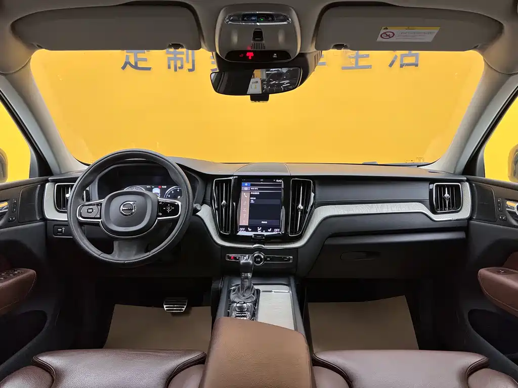 Volvo Volvo XC60 2019 T5 AWD Luxury Edition 2019 - thumbnail 15