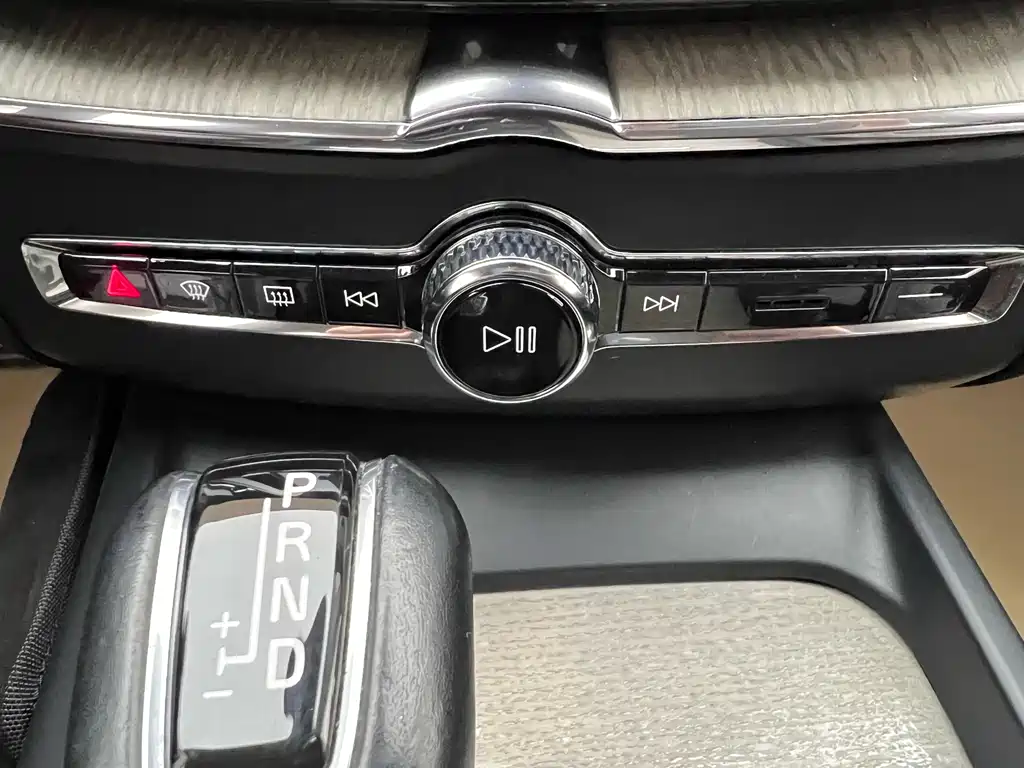 Volvo Volvo XC60 2019 T5 AWD Luxury Edition 2019 - thumbnail 25