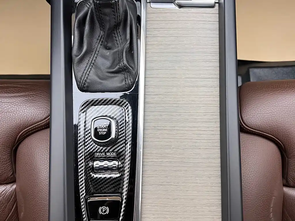 Volvo Volvo XC60 2019 T5 AWD Luxury Edition 2019 - thumbnail 26