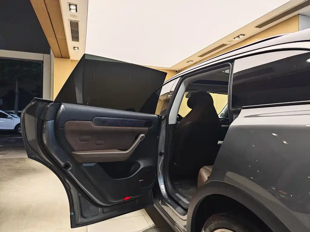Leapmotor Leapmotor C11 2021 Model Year Facelift Luxury Edition 2022 - thumbnail 21