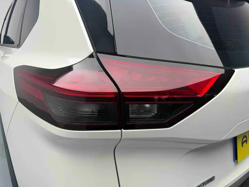 Nissan Nissan X-Trail 2021 VC-Turbo 300 CVT 2WD Luxury Edition 2021 - thumbnail 11
