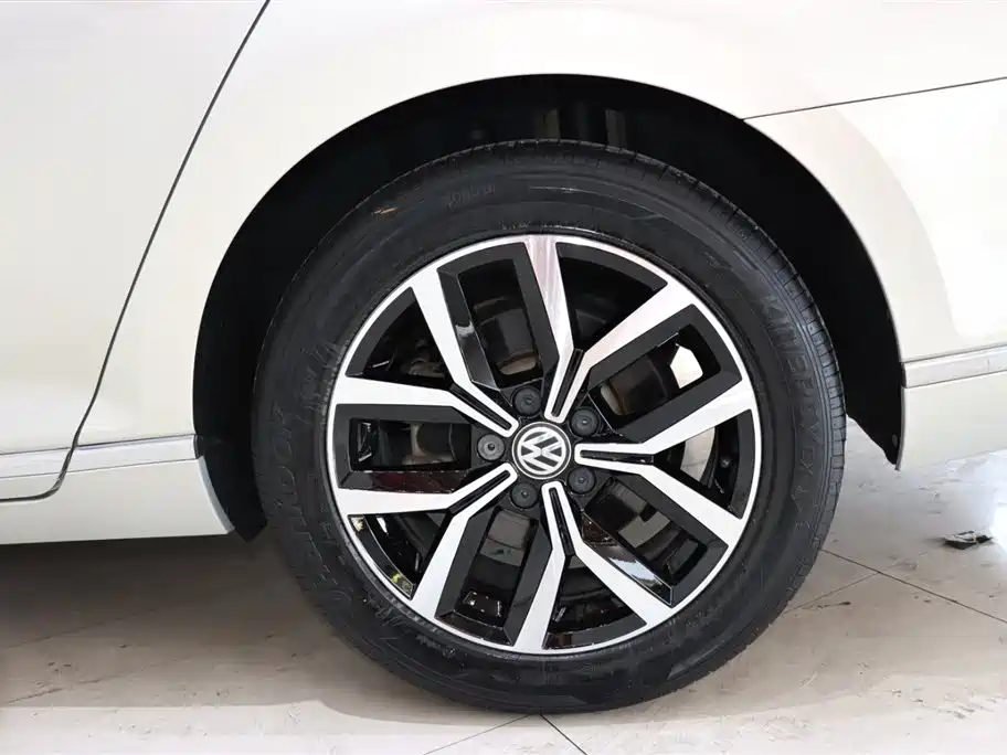 Volkswagen Magotan 2020 280TSI DSG Leading Edition 2020 - thumbnail 16