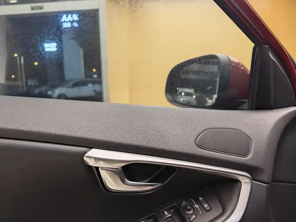 Volvo Volvo V40 2018 T3 Momentum 2018 - thumbnail 8