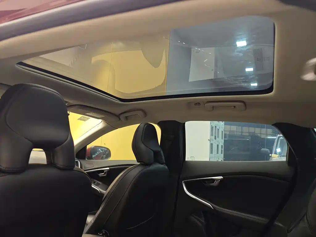Volvo Volvo V40 2018 T3 Momentum 2018 - thumbnail 22