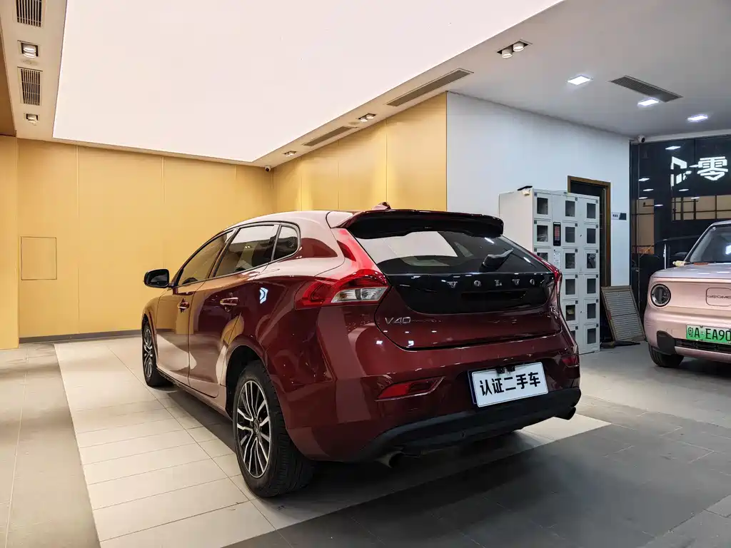 Volvo Volvo V40 2018 T3 Momentum 2018 - thumbnail 23
