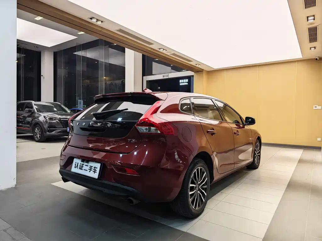 Volvo Volvo V40 2018 T3 Momentum 2018 - thumbnail 27