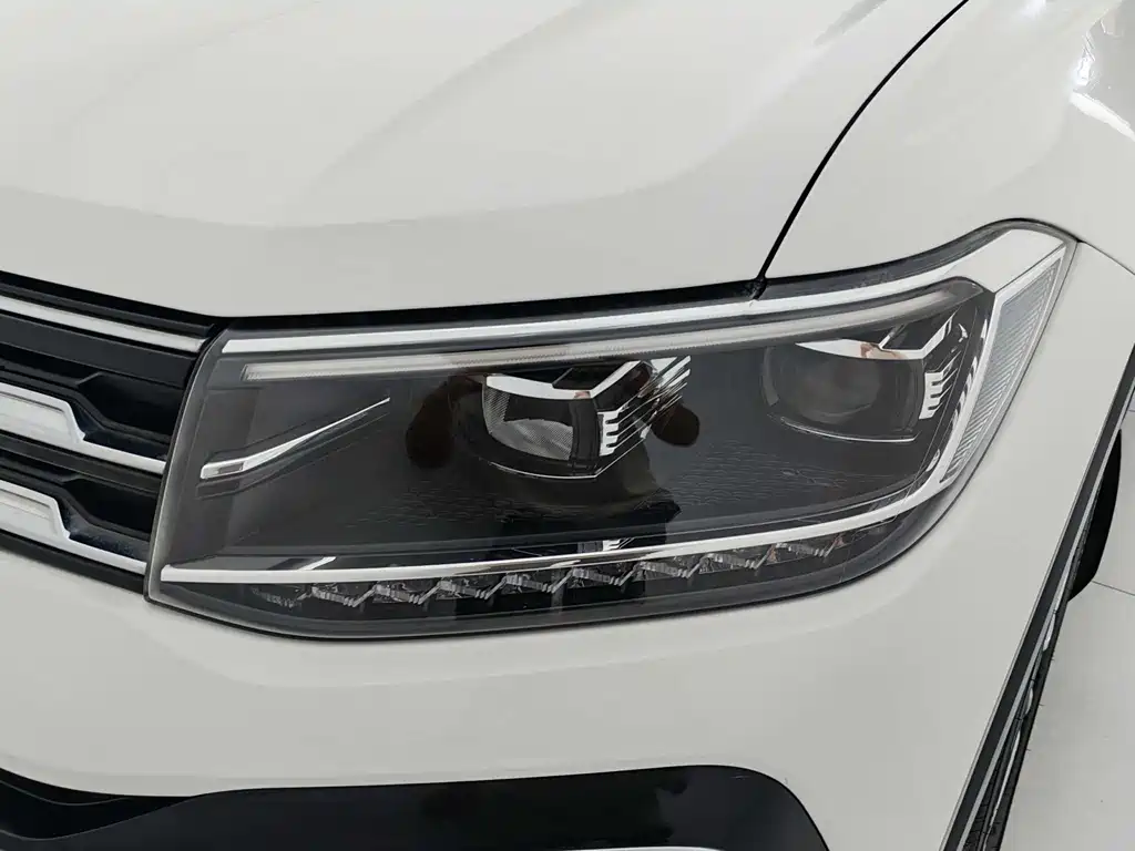 Volkswagen Tiguan 2020 280TSI DSG Luxury Edition 2021 - thumbnail 21