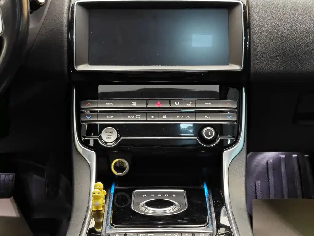 Jaguar Jaguar XEL 2019 2.0T 200PS Premium Edition 2019 - thumbnail 19
