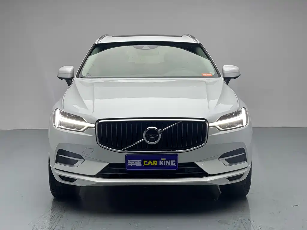 Volvo Volvo XC60 2020 T5 AWD Momentum Luxury Edition 2020 - thumbnail 2