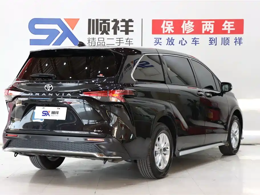 Toyota Toyota Granvia 2026 2.5L Hybrid Comfort Edition 2025 - thumbnail 5