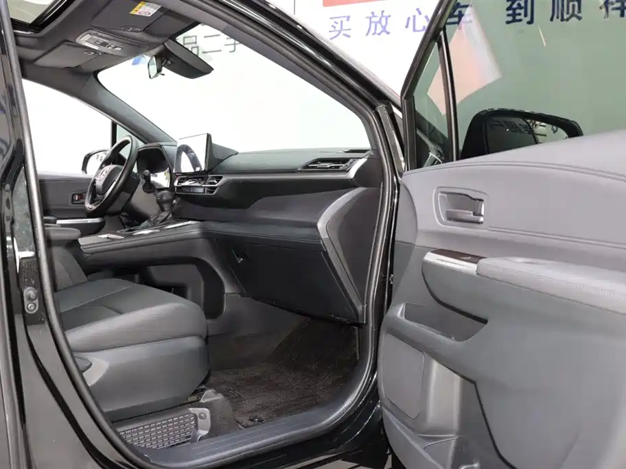 Toyota Toyota Granvia 2026 2.5L Hybrid Comfort Edition 2025 - thumbnail 7