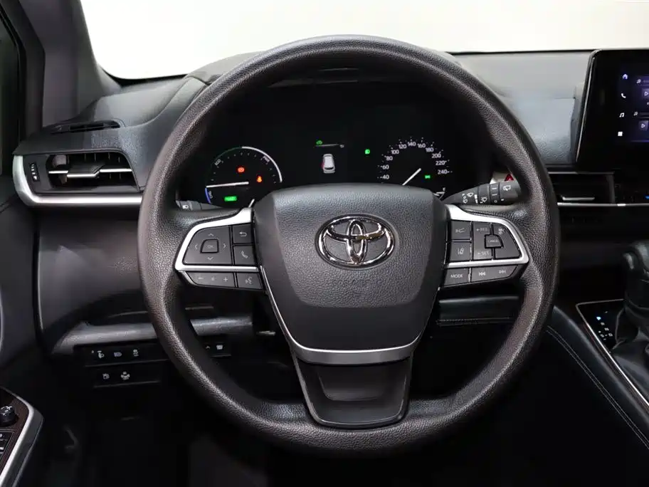 Toyota Toyota Granvia 2026 2.5L Hybrid Comfort Edition 2025 - thumbnail 14