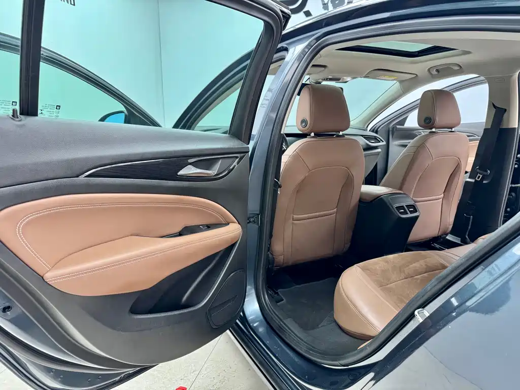 Buick Buick Regal 2019 20T Elite Model VI 2020 - thumbnail 10