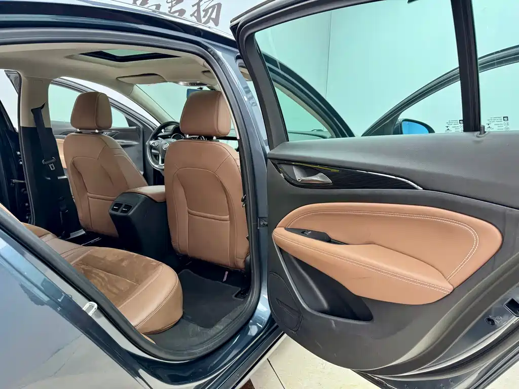 Buick Buick Regal 2019 20T Elite Model VI 2020 - thumbnail 11