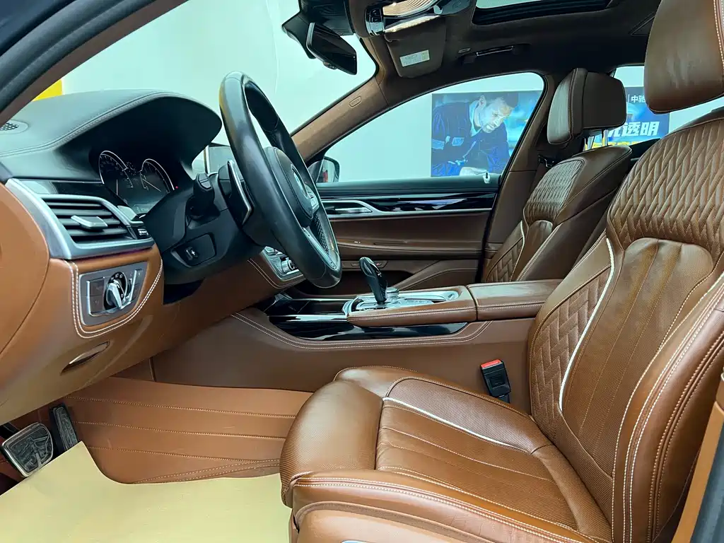 BMW BMW 7 Series 2018 730Li M Sport Package Premium Edition 2019 - thumbnail 3