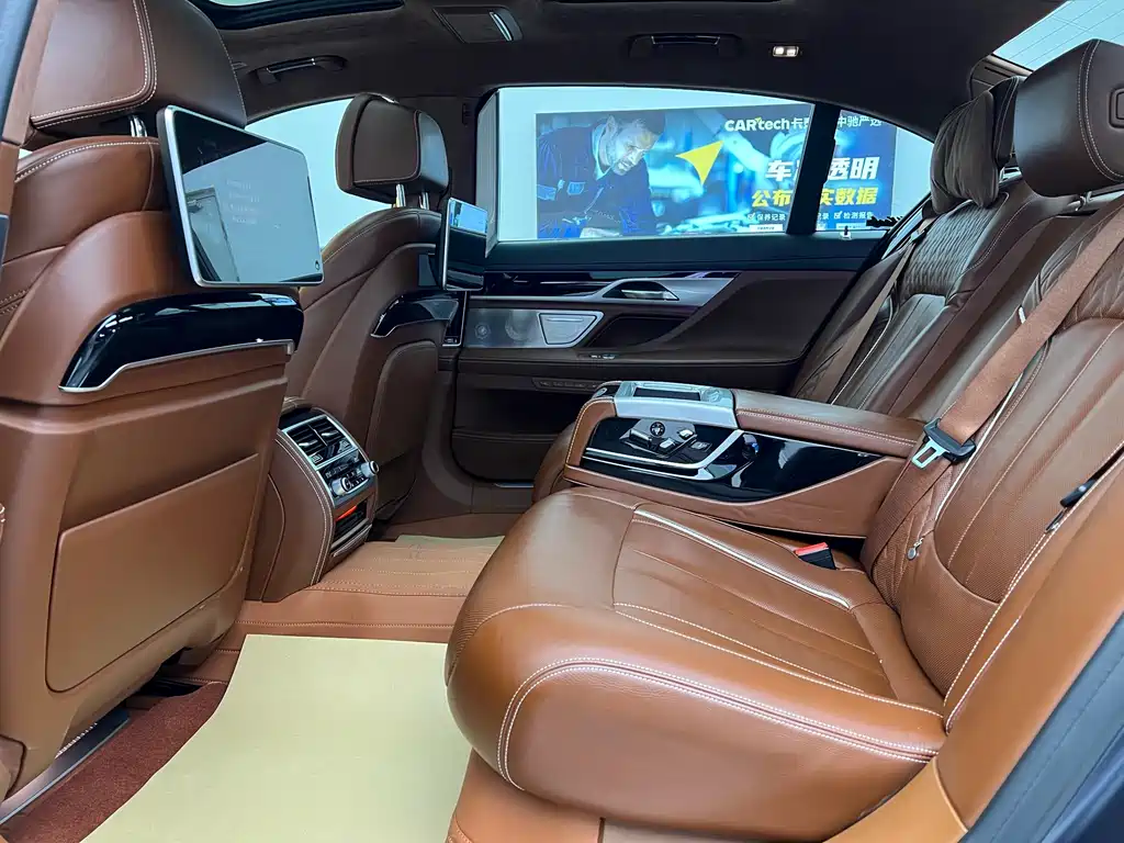 BMW BMW 7 Series 2018 730Li M Sport Package Premium Edition 2019 - thumbnail 9
