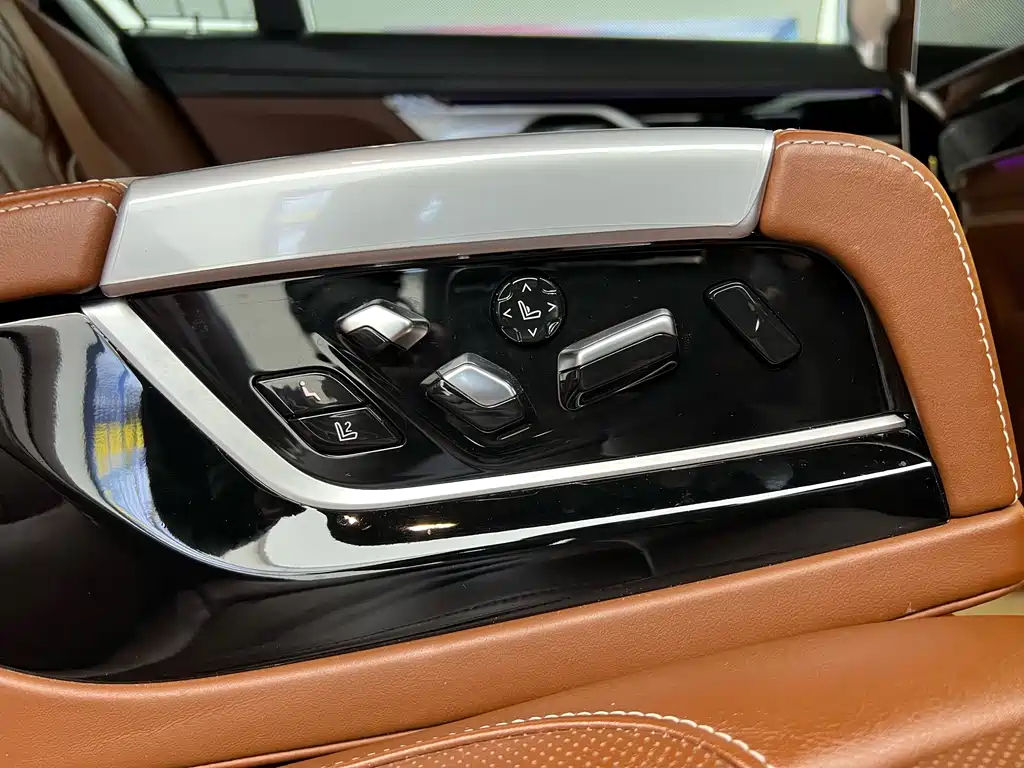 BMW BMW 7 Series 2018 730Li M Sport Package Premium Edition 2019 - thumbnail 28