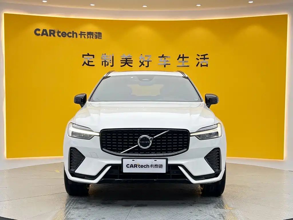 Volvo Volvo XC60 2023 B5 AWD Intelligent Distance Sport Edition 2023 - thumbnail 2