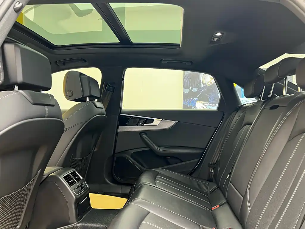 Audi Audi A4L 2023 40 TFSI quattro Luxury Dynamic Edition 2024 - thumbnail 9