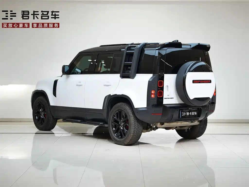 Land Rover Land Rover Defender 2020 110 P400 First Edition Silvery Special Kit 2020 - thumbnail 5