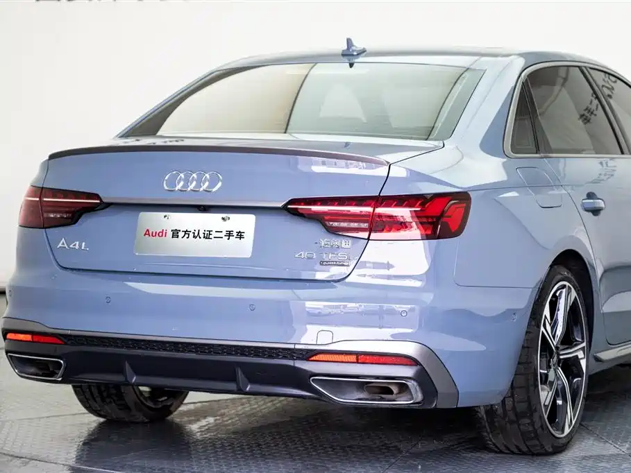 Audi Audi A4L 2022 40 TFSI quattro RS Sport Package 2023 - thumbnail 21