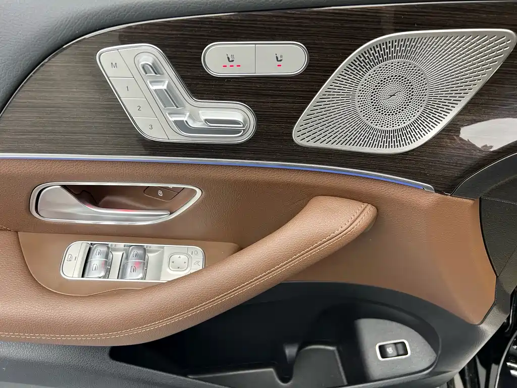 Mercedes-Benz Mercedes-Benz GLE 2024 Model Year Facelift GLE 350 4MATIC Fashion Edition 2024 - thumbnail 5