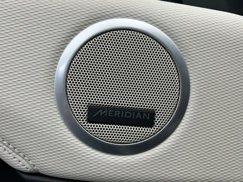 Land Rover Discovery 2023 360PS R-Dynamic SE 2022 - thumbnail 6