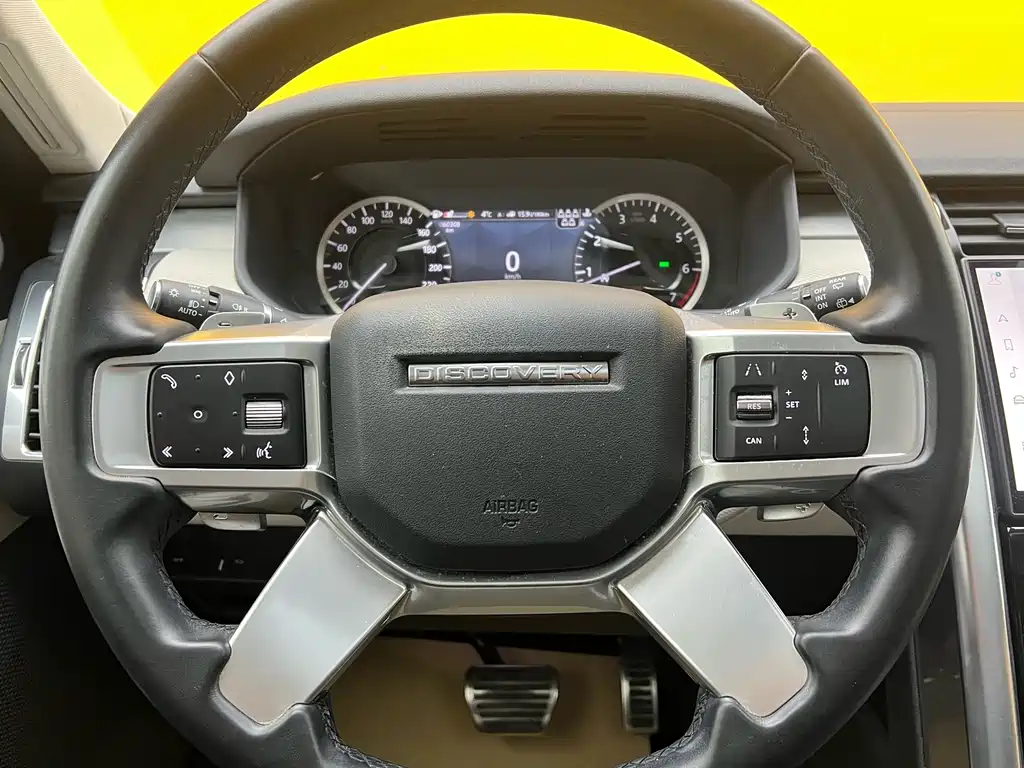 Land Rover Discovery 2023 360PS R-Dynamic SE 2022 - thumbnail 11
