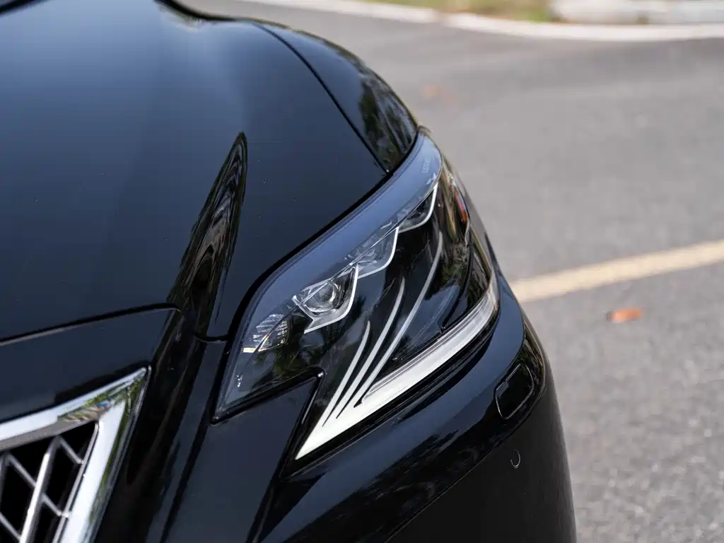 Lexus Lexus LS 500h F Sport 2020 Model Year 2020 - thumbnail 6