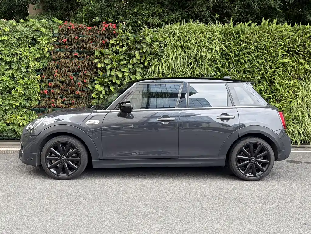 MINI MINI 2021 2.0T COOPER S Classic Five-Door 2021 - thumbnail 3