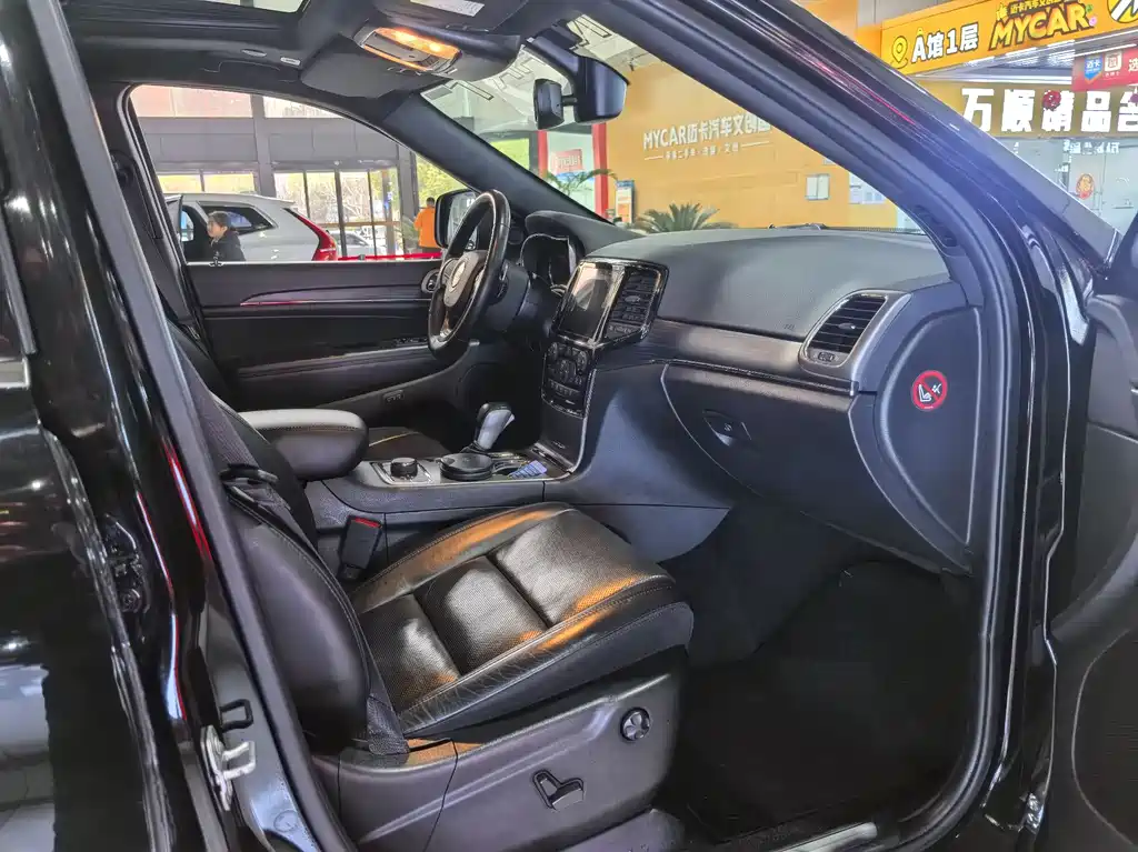 Jeep Jeep Grand Cherokee Limited Navigation Edition 2020 3.0L 2021 - thumbnail 12