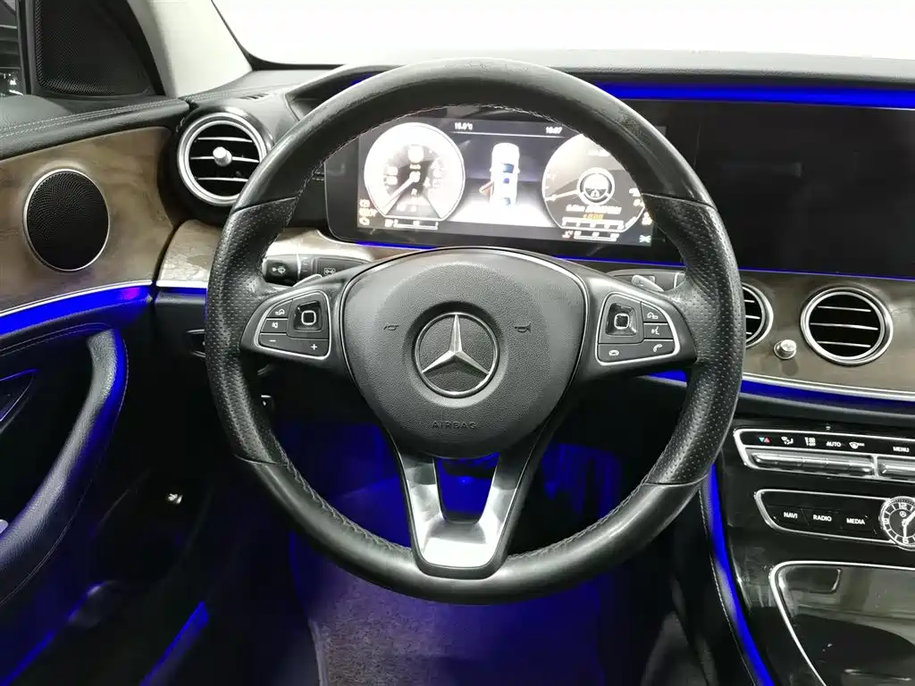 Mercedes-Benz Mercedes-Benz E-Class 2017 E 300 L Luxury Model 2017 - thumbnail 11