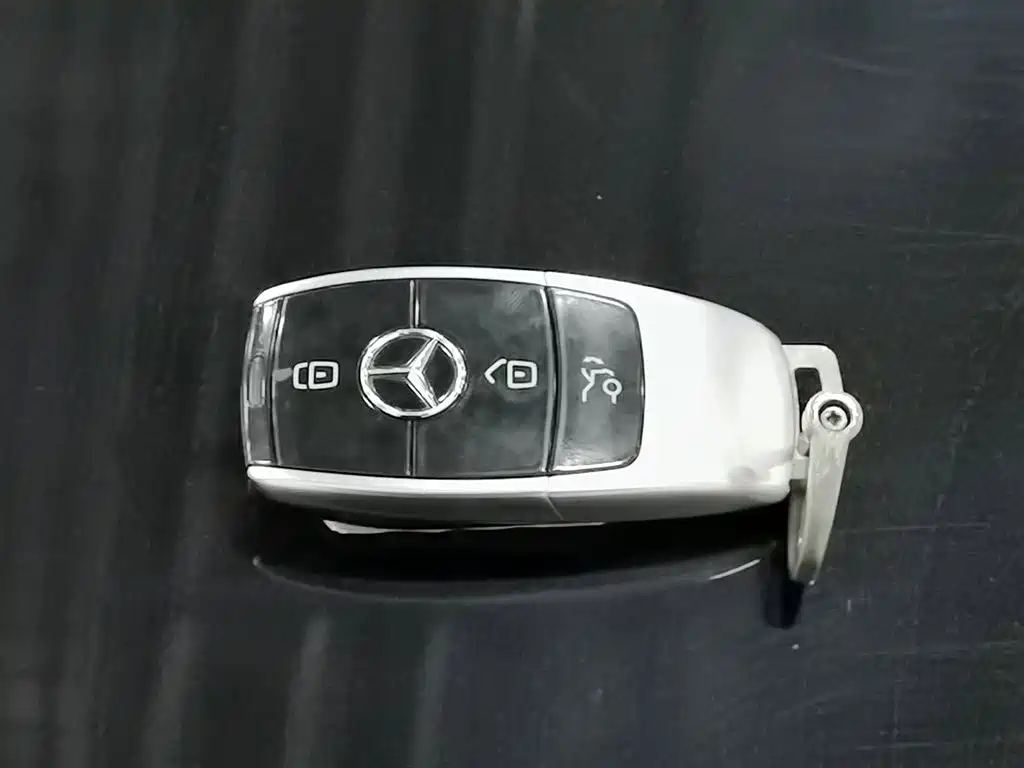 Mercedes-Benz Mercedes-Benz E-Class 2017 E 300 L Luxury Model 2017 - thumbnail 19