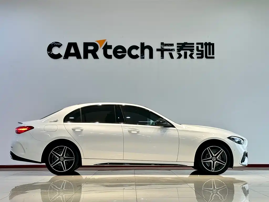 Mercedes-Benz Mercedes-Benz C-Class 2023 Facelift C 260 L Night Sport Edition 2023 - thumbnail 4