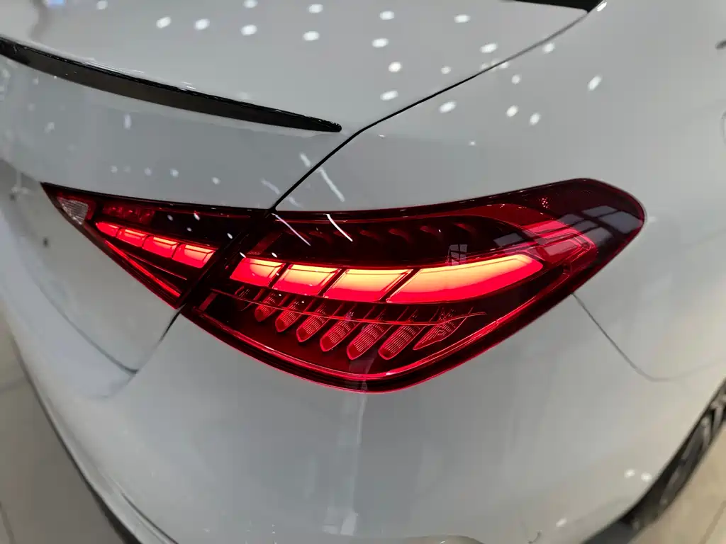 Mercedes-Benz Mercedes-Benz C-Class 2023 Facelift C 260 L Night Sport Edition 2023 - thumbnail 19