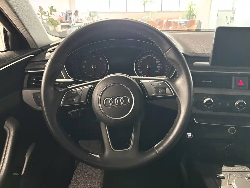 Audi Audi A4L 2019 40 TFSI Advanced Model VI 2020 - thumbnail 13