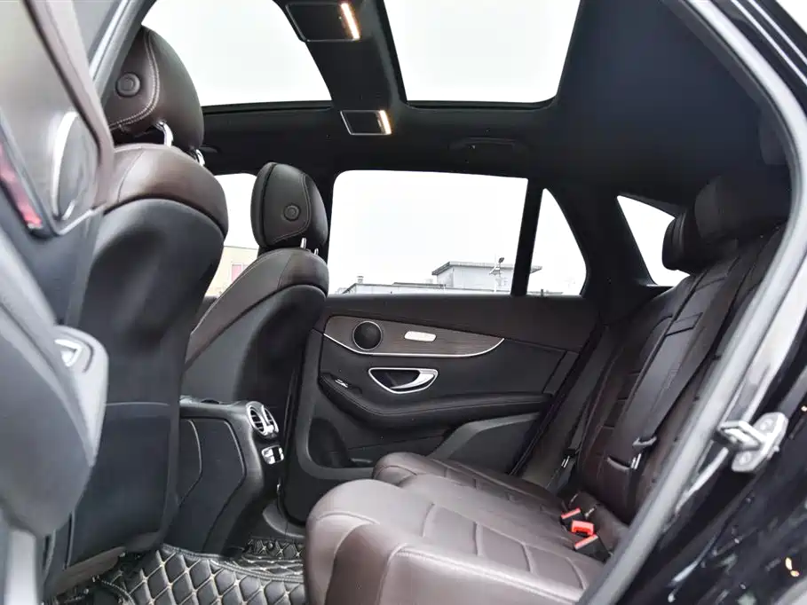 Mercedes-Benz Mercedes-Benz GLC 2021 GLC 260 L 4MATIC Luxury Edition 2021 - thumbnail 12