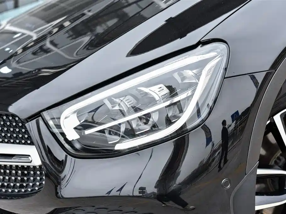 Mercedes-Benz Mercedes-Benz GLC 2021 GLC 260 L 4MATIC Luxury Edition 2021 - thumbnail 19