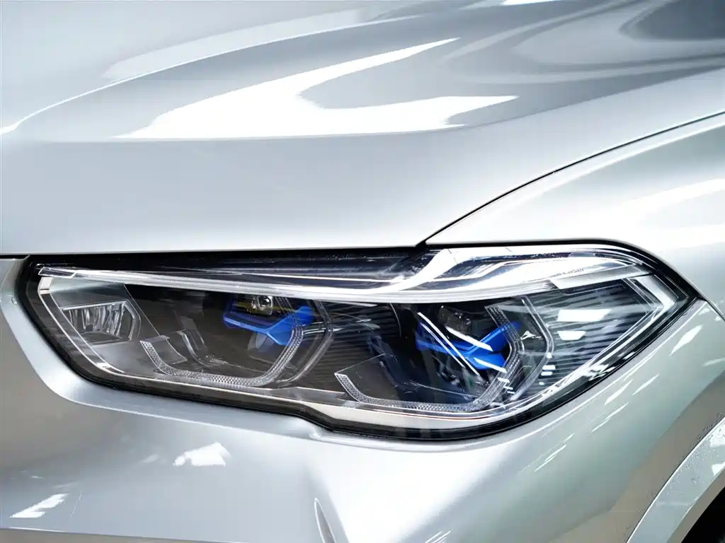 BMW BMW X5 M 2022 X5 M 2022 - thumbnail 21