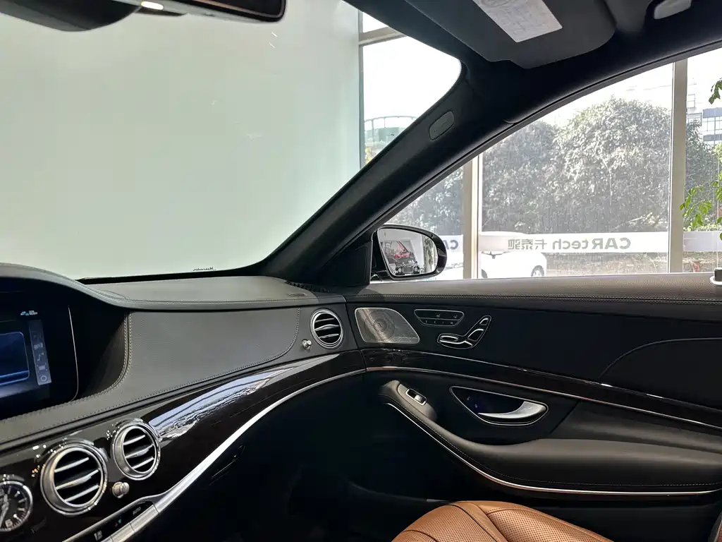 Mercedes-Benz Maybach S-Class 2020 S 450 4MATIC Heritage Edition 2020 - thumbnail 9