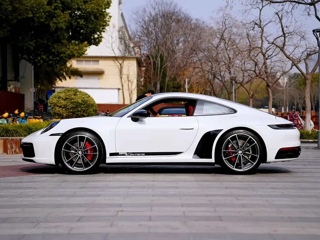 Porsche Porsche 911 2023 Carrera 3.0T 2024 - thumbnail 3