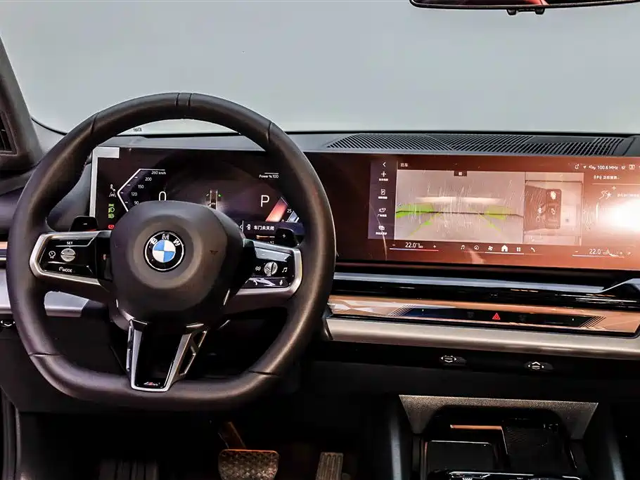 BMW BMW 5 Series 2025 530Li Leading Model M Sport Package 2025 - thumbnail 22