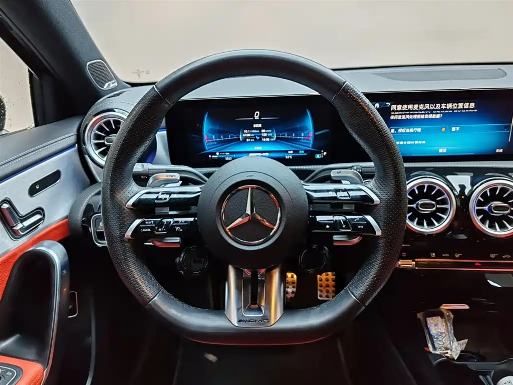 Mercedes-Benz Mercedes-Benz A-Class AMG 2025 AMG A 35 L 4MATIC 2025 - thumbnail 18
