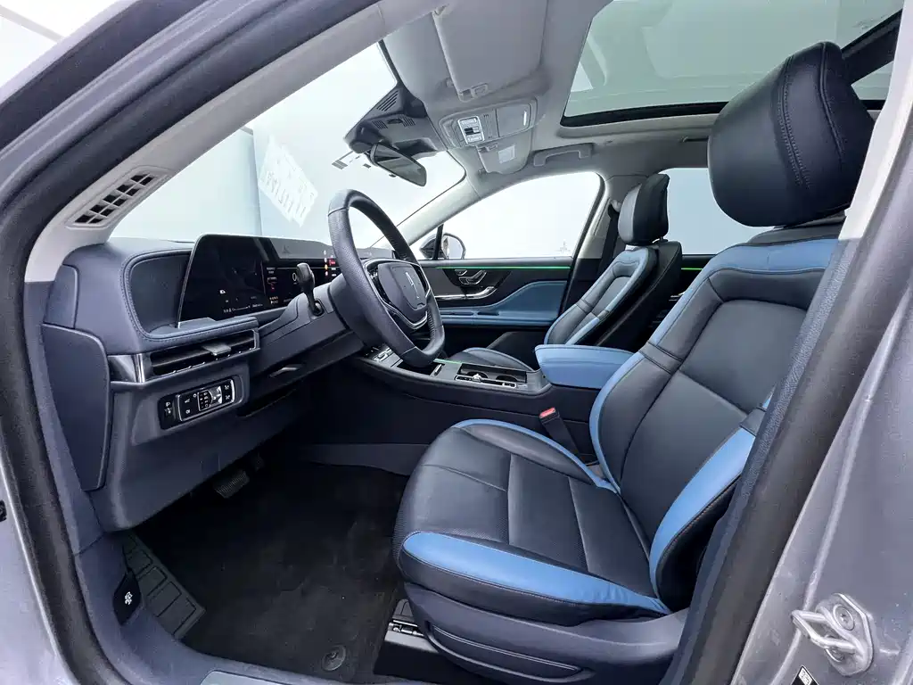 Lincoln Lynx 2024 1.5T FWD Premium Hybrid Edition 2024 - thumbnail 8