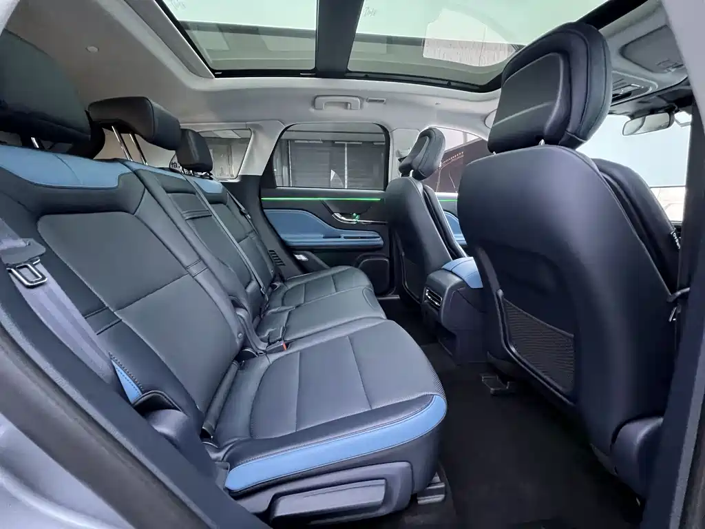 Lincoln Lynx 2024 1.5T FWD Premium Hybrid Edition 2024 - thumbnail 16