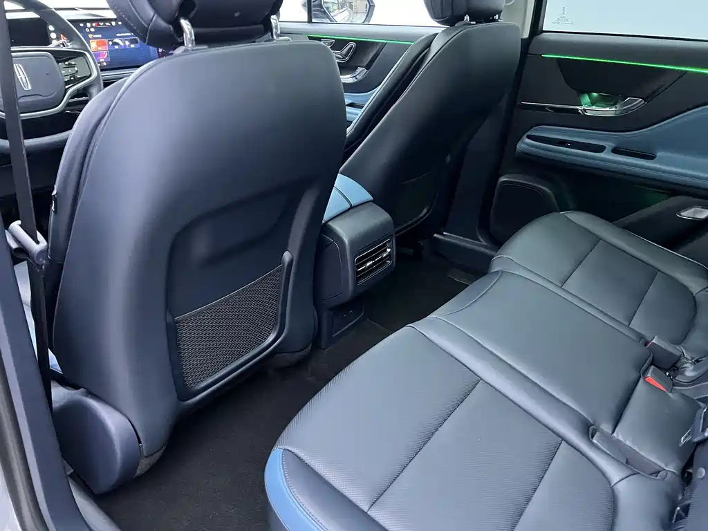 Lincoln Lynx 2024 1.5T FWD Premium Hybrid Edition 2024 - thumbnail 19