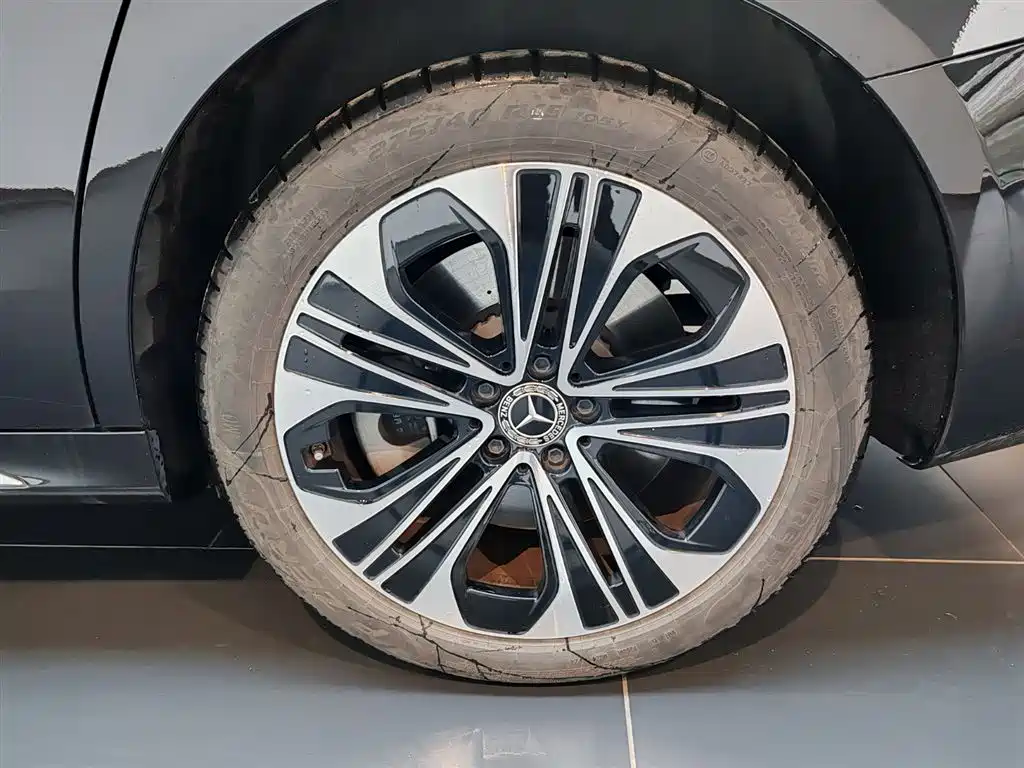 Mercedes-Benz Mercedes-Benz E-Class 2024 E 350 e L Plug-in Hybrid Sedan 2024 - thumbnail 9