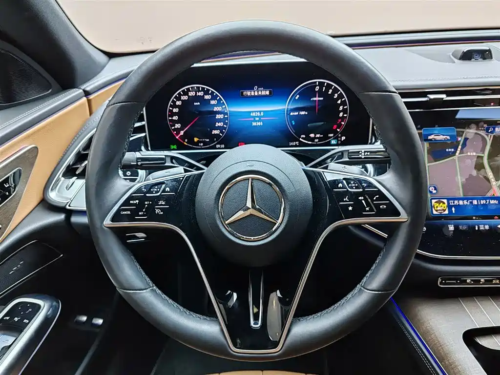Mercedes-Benz Mercedes-Benz E-Class 2024 E 350 e L Plug-in Hybrid Sedan 2024 - thumbnail 10