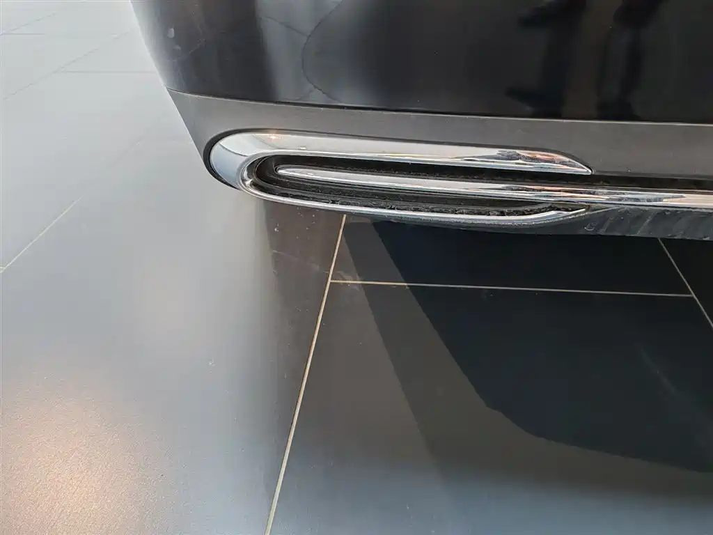 Mercedes-Benz Mercedes-Benz E-Class 2024 E 350 e L Plug-in Hybrid Sedan 2024 - thumbnail 15
