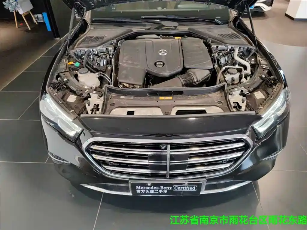 Mercedes-Benz Mercedes-Benz E-Class 2024 E 350 e L Plug-in Hybrid Sedan 2024 - thumbnail 17